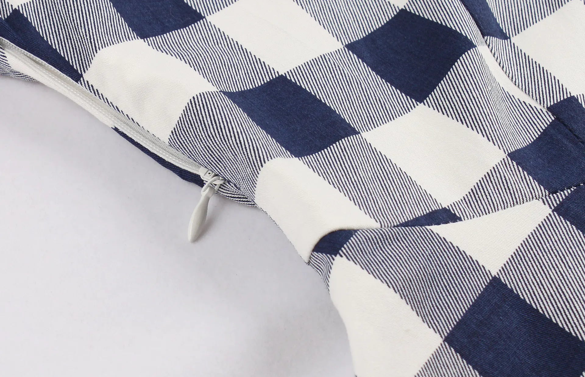 Vintage Short Sleeve Pocket Dress with A-Line Cut