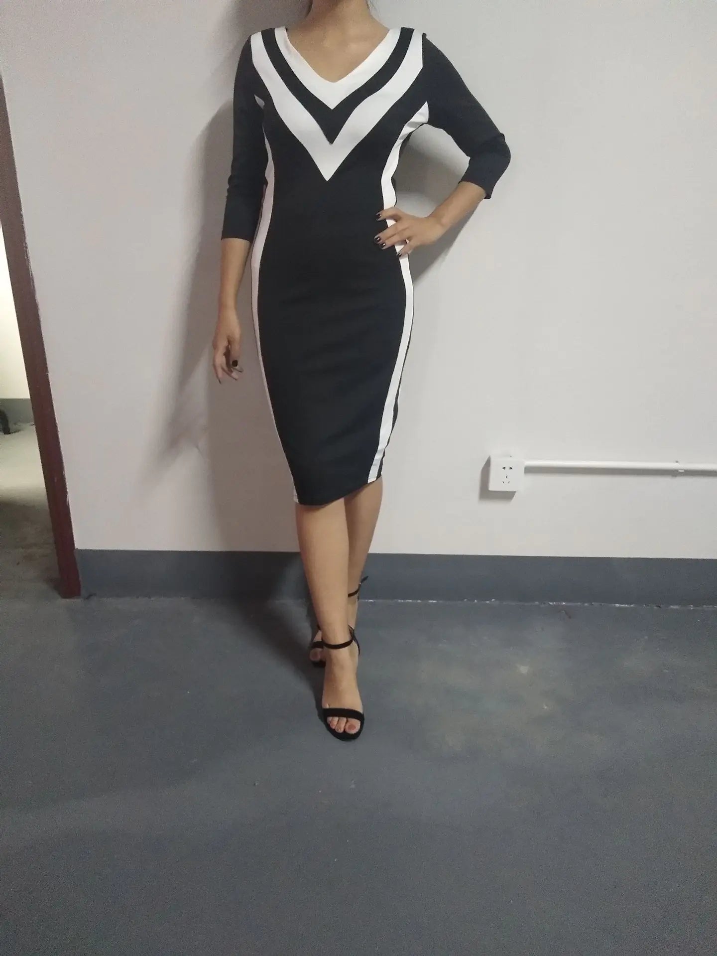Black and White V-Neck Bodycon Dress for Women