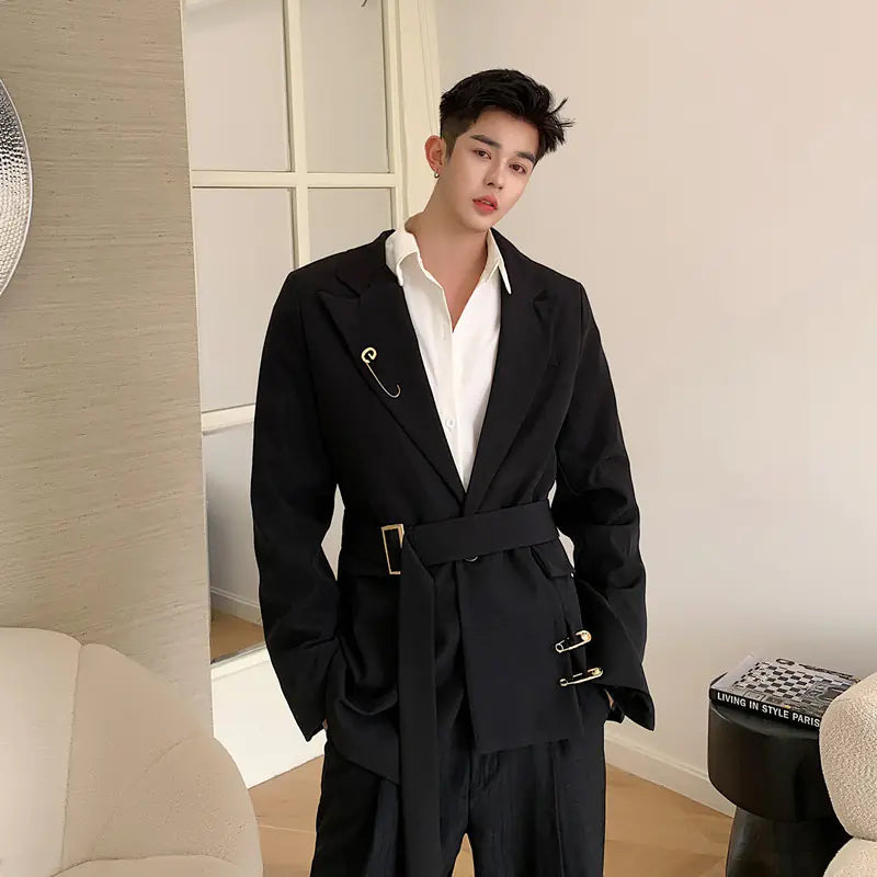 Korean Style Unisex Suit Jacket with Brooch Details