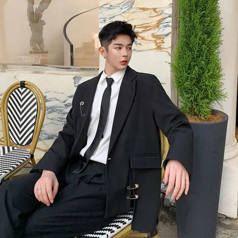 Korean Style Unisex Suit Jacket with Brooch Details