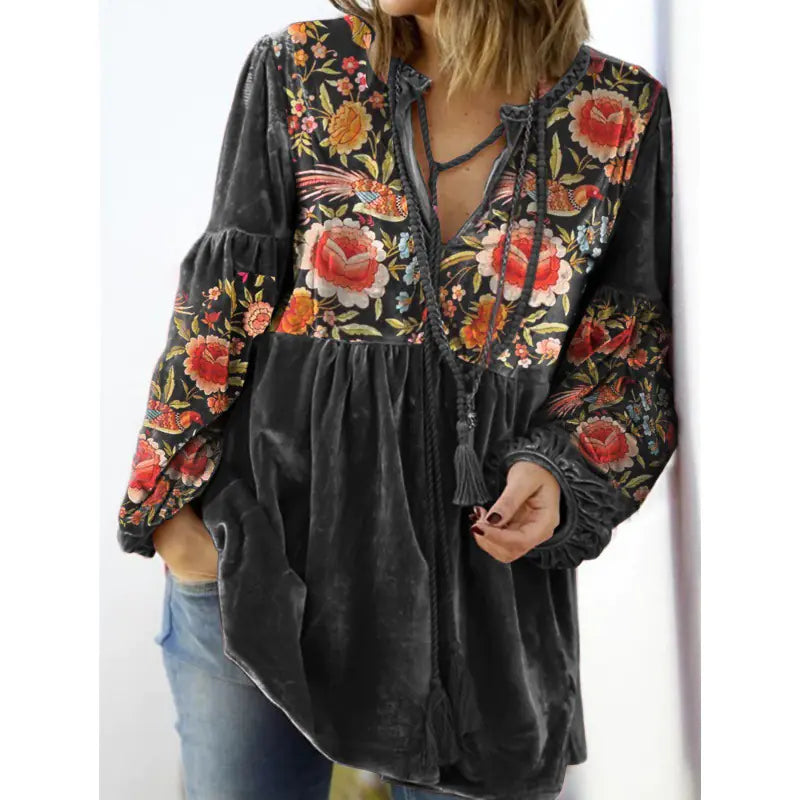 Trendy Women's V-Neck Pleated Top for